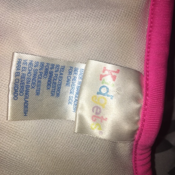 Bathing suits - Picture 4 of 5